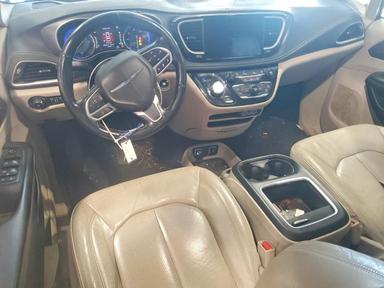 Вид 2021 CHRYSLER PACIFICA TOURING L, угол 8