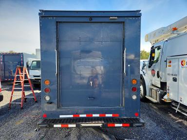Vista de 2021 FORD TRANSIT DELIVERY TRUCK, ángulo 6