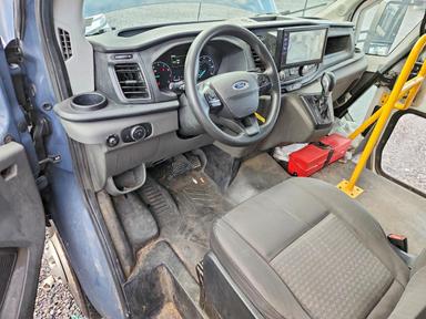 Vista de 2021 FORD TRANSIT DELIVERY TRUCK, ángulo 8