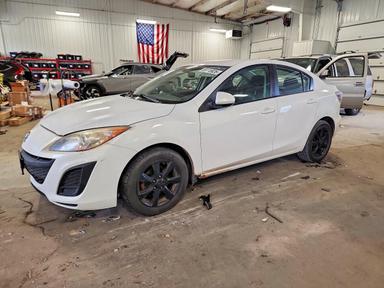 2010 MAZDA 3 I view, angle 1
