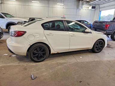 2010 MAZDA 3 I view, angle 3