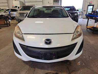 2010 MAZDA 3 I view, angle 5