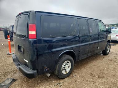 Vista de 2009 CHEVROLET EXPRESS G2500, ángulo 3