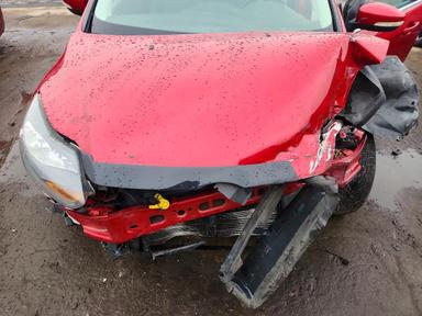 2012 FORD FOCUS TITANIUM view, angle 11