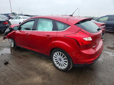 2012 FORD FOCUS TITANIUM view, angle 2