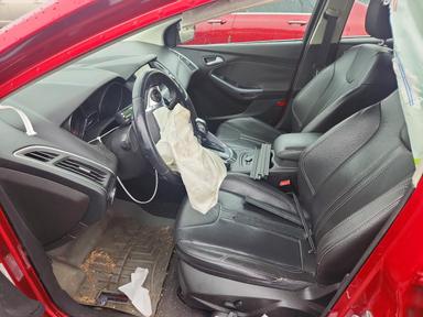 2012 FORD FOCUS TITANIUM view, angle 7