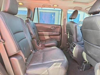 2017 HONDA PILOT ELITE view, angle 11