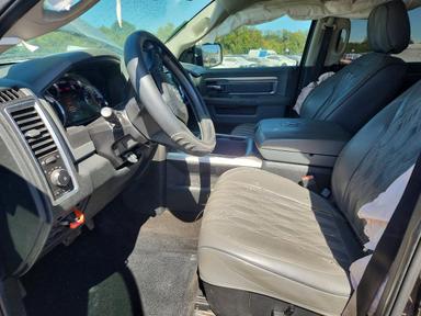 Vista de 2016 RAM 1500 SLT, ángulo 7