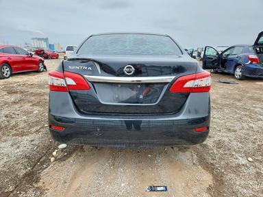 Vue de 2015 NISSAN SENTRA S, angle 6