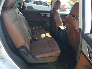 Vue de 2018 AUDI Q7 PREMIUM PLUS, angle 11