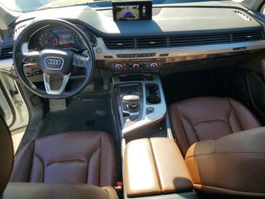 Vue de 2018 AUDI Q7 PREMIUM PLUS, angle 8