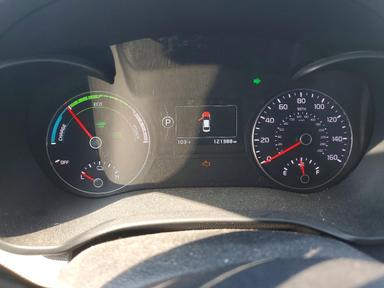 Vue de 2017 KIA OPTIMA HYBRID, angle 9