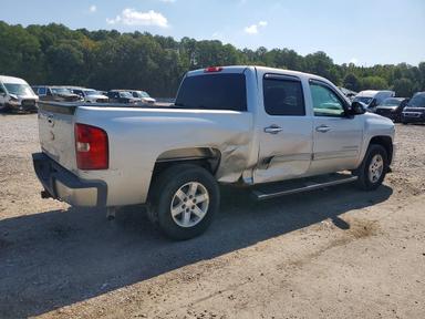 2010 CHEVROLET SILVERADO C1500 LT view, angle 3