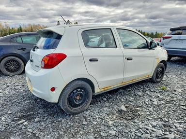 Vedere 2015 MITSUBISHI MIRAGE DE, unghi 3