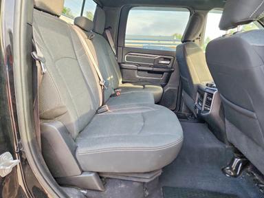 2020 RAM 3500 BIG HORN view, angle 11