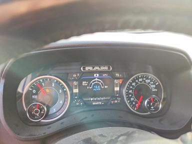2020 RAM 3500 BIG HORN view, angle 9