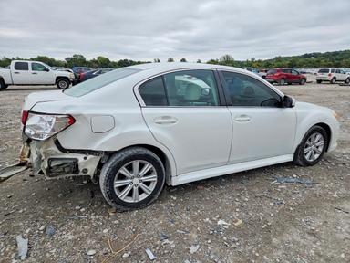 Вид 2012 SUBARU LEGACY 2.5I PREMIUM, угол 3
