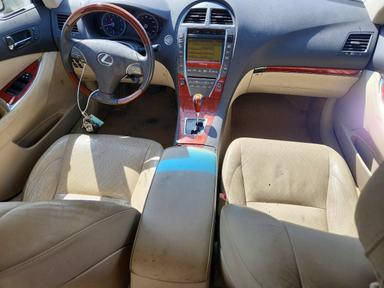 Вид 2011 LEXUS ES 350, угол 8