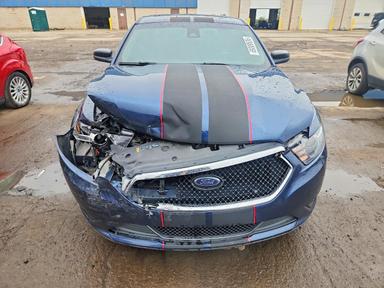 Vedere 2017 FORD TAURUS SHO, unghi 5