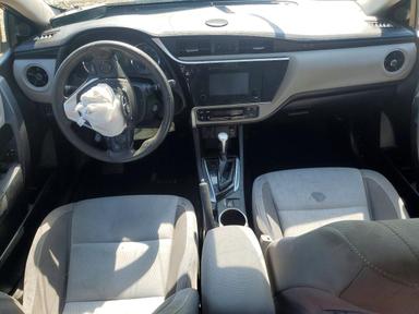 منظر 2018 TOYOTA COROLLA LE، زاوية 8