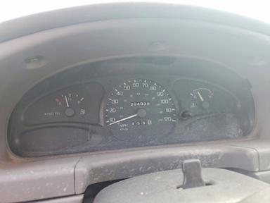 Вид 1999 FORD ESCORT SE, угол 9