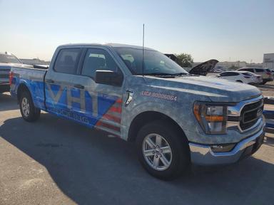 Vista de 2023 FORD F150 SUPERCREW, ángulo 4