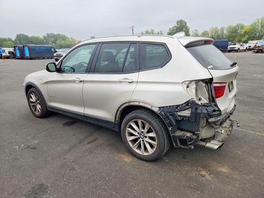 2014 BMW X3 XDRIVE28I view, angle 2