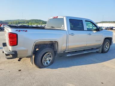 Vista de 2017 CHEVROLET SILVERADO K1500, ángulo 3
