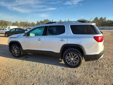 منظر 2017 GMC ACADIA SLT-1، زاوية 2