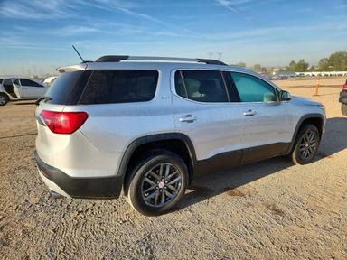 منظر 2017 GMC ACADIA SLT-1، زاوية 3