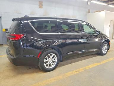 Vue de 2025 CHRYSLER PACIFICA SELECT, angle 3