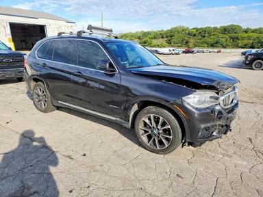 منظر 2015 BMW X5 XDRIVE35D، زاوية 4