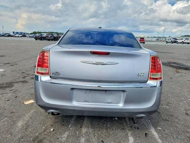 منظر 2014 CHRYSLER 300، زاوية 6