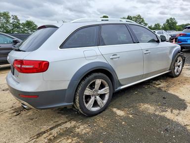 2013 AUDI A4 ALLROAD view, angle 3
