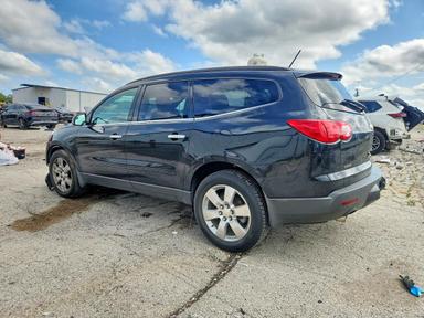 Vista de 2011 CHEVROLET TRAVERSE LT, ángulo 2