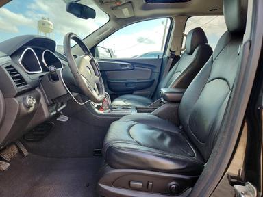 Vista de 2011 CHEVROLET TRAVERSE LT, ángulo 7