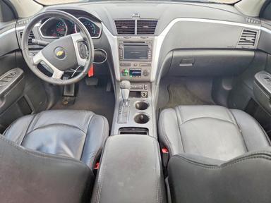 Vista de 2011 CHEVROLET TRAVERSE LT, ángulo 8