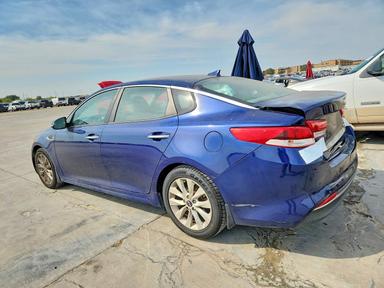 Vista de 2018 KIA OPTIMA LX, ángulo 2