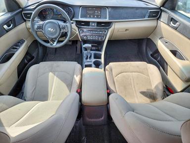 Vista de 2018 KIA OPTIMA LX, ángulo 8