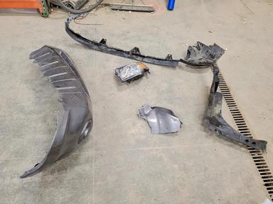 2010 FORD ESCAPE XLT view, angle 13