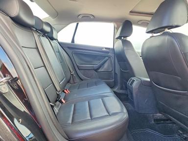 منظر 2010 VOLKSWAGEN JETTA SE، زاوية 10