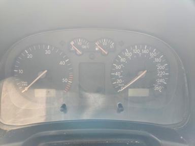 Вид 2004 VOLKSWAGEN GOLF GLS TDI, угол 9
