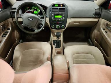 Vue de 2009 KIA SPECTRA LX, angle 8