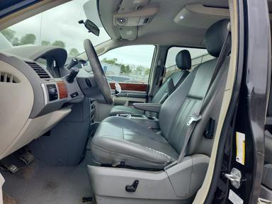Vue de 2009 CHRYSLER TOWN &amp; COUNTRY TOURING, angle 7