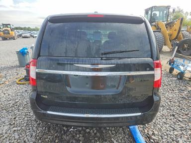 Vue de 2014 CHRYSLER TOWN &amp; COUNTRY TOURING, angle 6