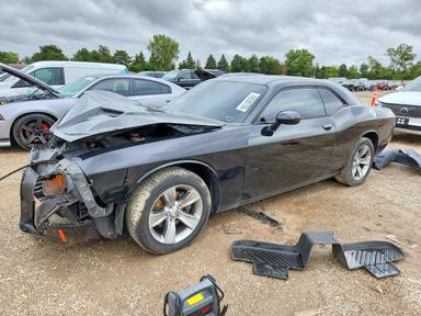Vista de 2016 DODGE CHALLENGER SXT, ángulo 1