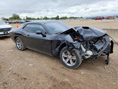 Vista de 2016 DODGE CHALLENGER SXT, ángulo 4