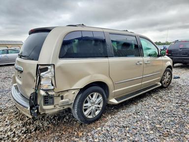 منظر 2008 CHRYSLER TOWN &amp; COUNTRY LIMITED، زاوية 3