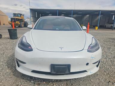 Vista de 2022 TESLA MODEL 3, ángulo 5
