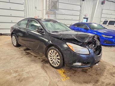 Vista de 2012 BUICK REGAL, ángulo 4